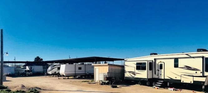 Los Pinos RV Park 0