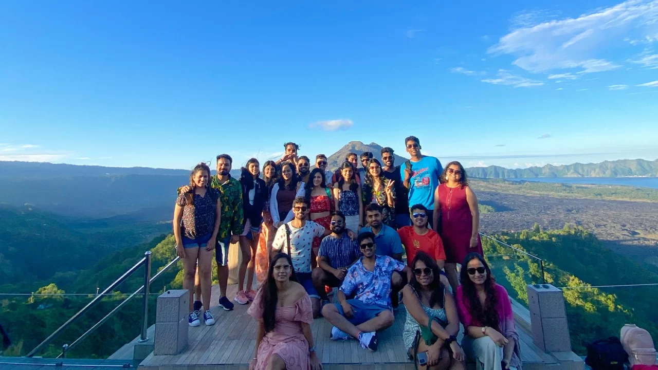 How to Organize an Adventure Travel Meetup Group and Build a Thriving Community