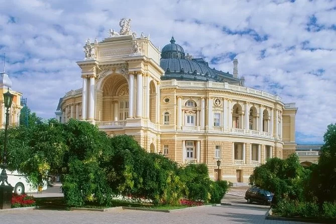 Odessa Historical Walking Tours: Discover the Rich History of Odessa on Foot